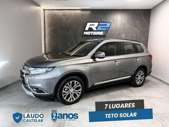 MITSUBISHI OUTLANDER 3.0 GT 4X4 V6 24V GASOLINA 4P AUTOMÁTICO MITSUBISHI OUTLANDER 3.0 GT 4X4 V6 24V GASOLINA 4P AUTOMÁTICO